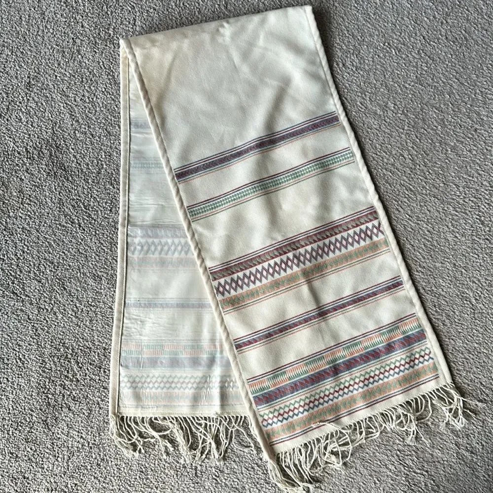 Aztec Bohemian Table Runner! - Picture 3 of 6